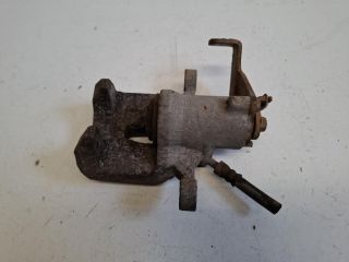 bontott HYUNDAI I30 Jobb hátsó Féknyereg Munkahengerrel