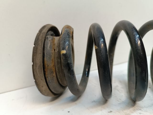 bontott HYUNDAI I30 Jobb hátsó Rugó