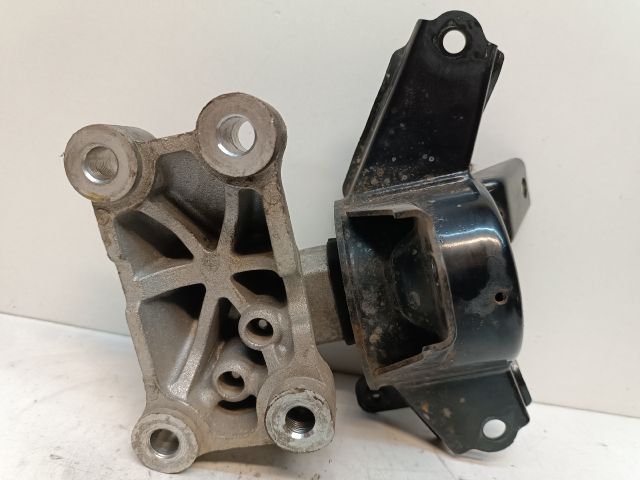 bontott HYUNDAI I30 Motor Tartó Bak Bal