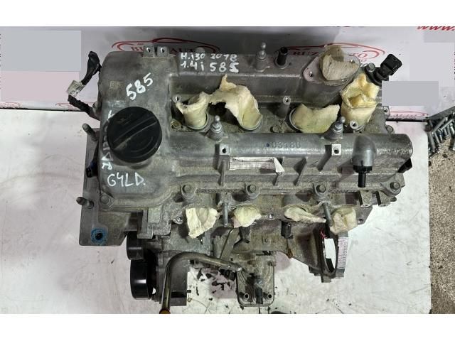 bontott HYUNDAI I30 Motor (Fűzött blokk hengerfejjel)