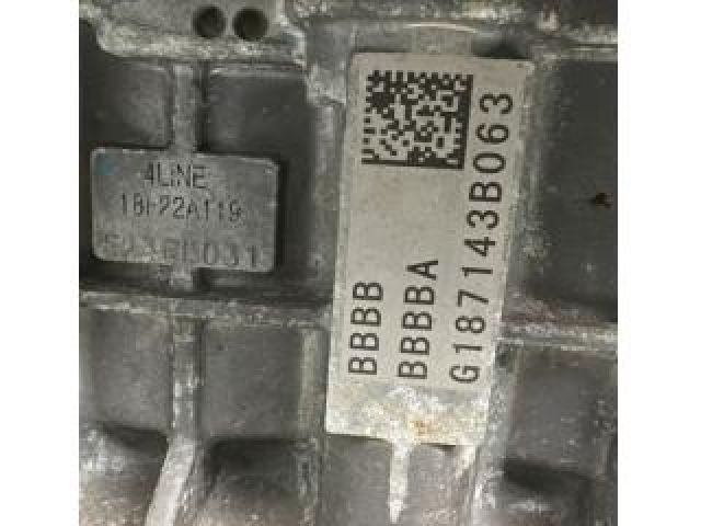 bontott HYUNDAI I30 Motor (Fűzött blokk hengerfejjel)