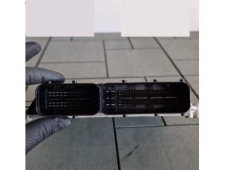 bontott HYUNDAI I30 Motorvezérlő