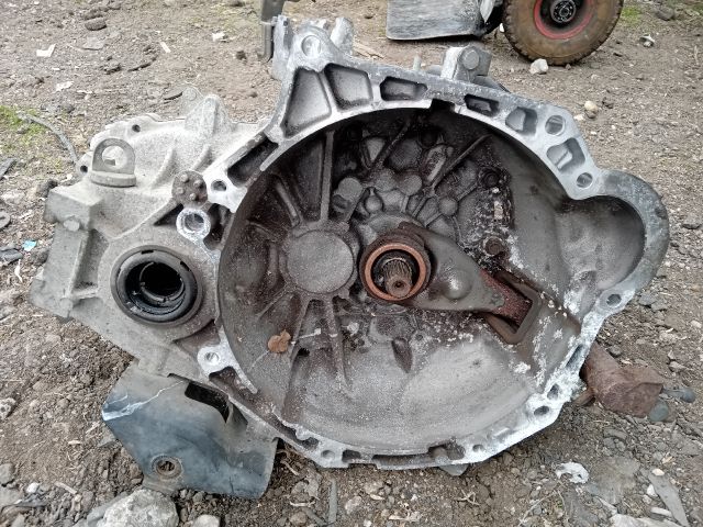 bontott HYUNDAI I30 Váltó (Mechanikus)