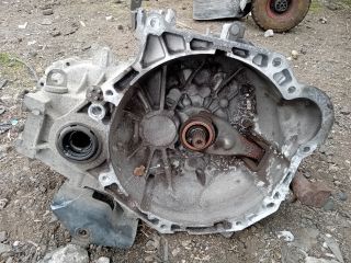 bontott HYUNDAI I30 Váltó (Mechanikus)