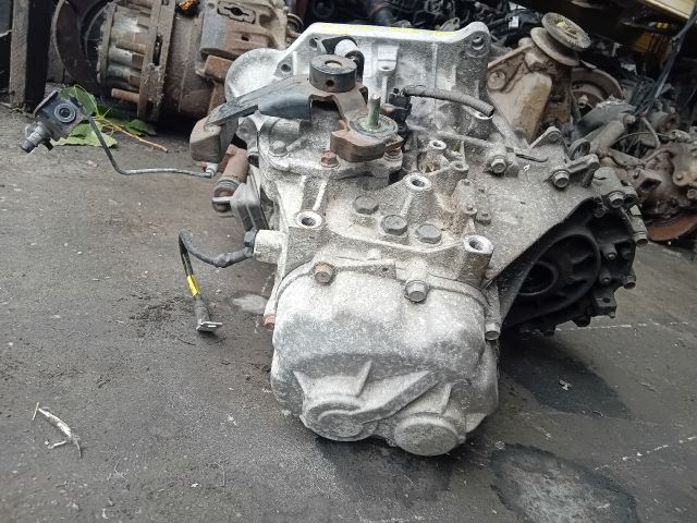 bontott HYUNDAI I30 Váltó (Mechanikus)