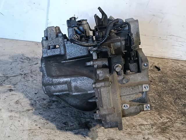 bontott HYUNDAI I30 Váltó (Mechanikus)