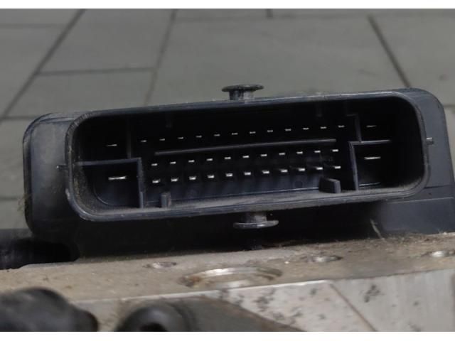 bontott HYUNDAI I30 ABS Kocka