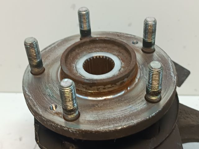 bontott HYUNDAI I30 Bal első Csonkállvány Kerékaggyal