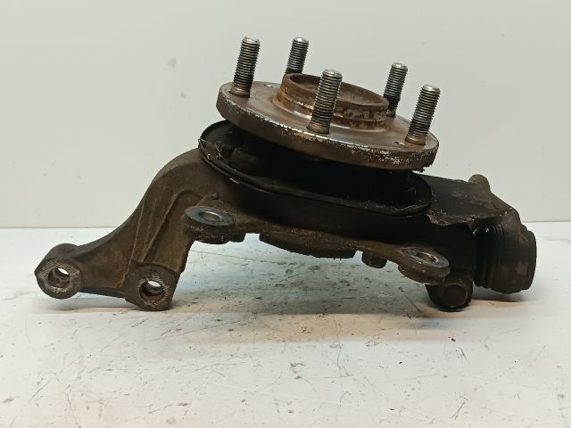 bontott HYUNDAI I30 Bal első Csonkállvány Kerékaggyal