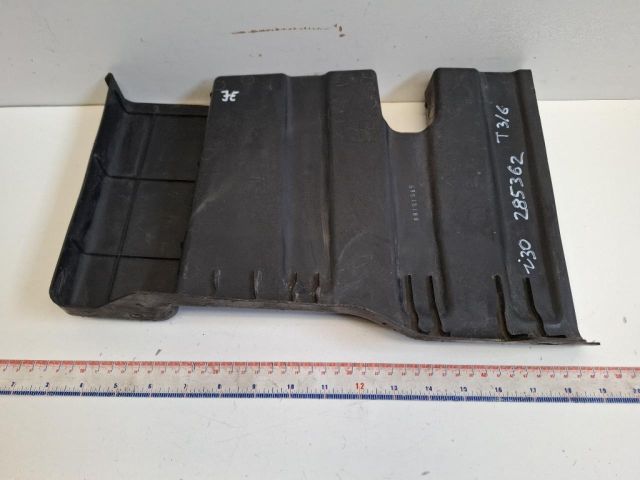 bontott HYUNDAI I30 Alsó Motorburkolat