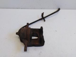 bontott HYUNDAI I30 Bal első Féknyereg Munkahengerrel