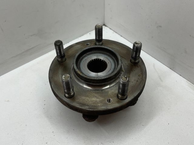 bontott HYUNDAI I30 Bal első Kerékagy