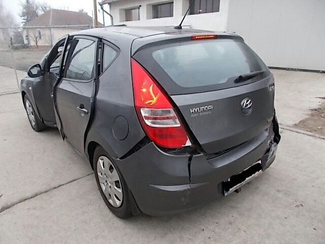 bontott HYUNDAI I30 Bal Féltengely