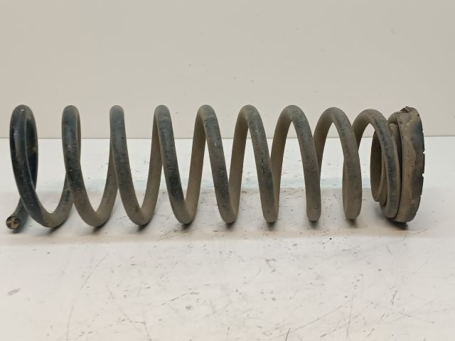 bontott HYUNDAI I30 Bal hátsó Rugó