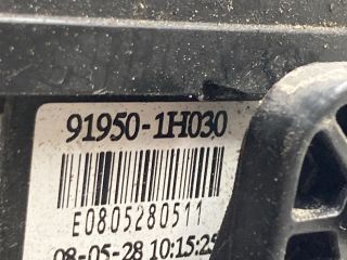 bontott HYUNDAI I30 Biztosítéktábla Motortér