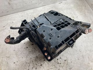 bontott HYUNDAI I30 Biztosítéktábla Motortér