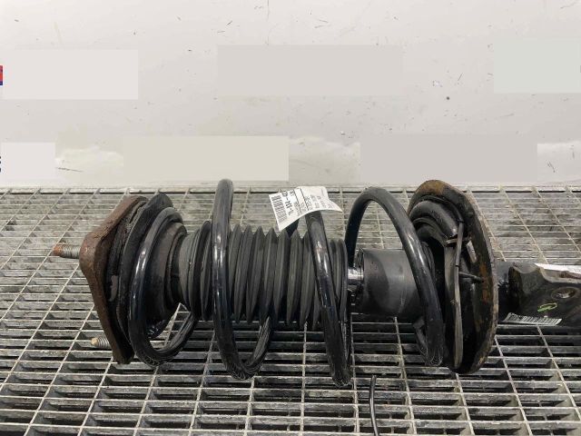 bontott HYUNDAI I30 Első Rugó