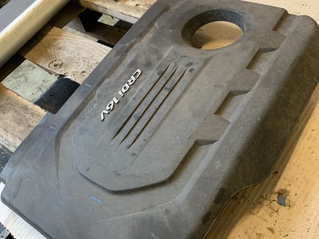 bontott HYUNDAI I30 Felső Motorburkolat