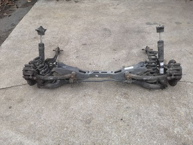 bontott HYUNDAI I30 Hátsó Futómű (Részeivel)