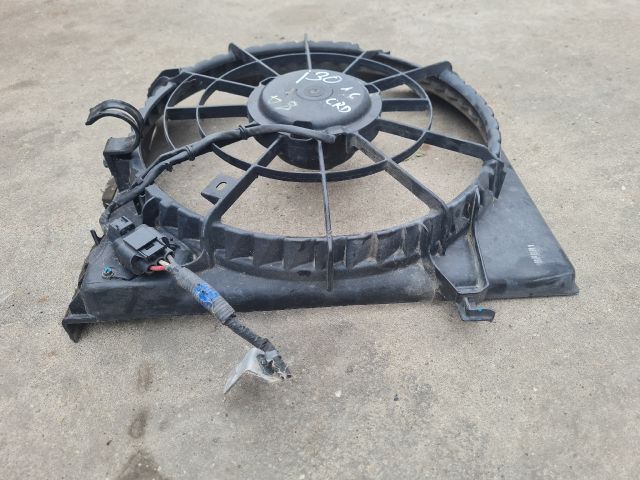 bontott HYUNDAI I30 Hűtőventilátor