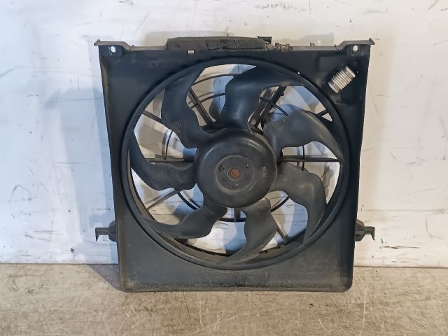 bontott HYUNDAI I30 Hűtőventilátor