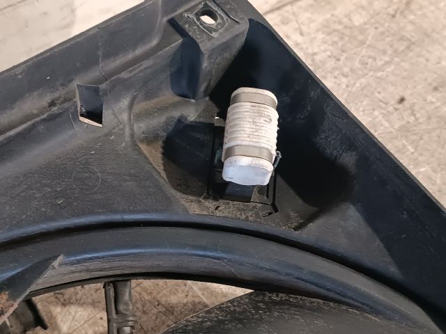 bontott HYUNDAI I30 Hűtőventilátor