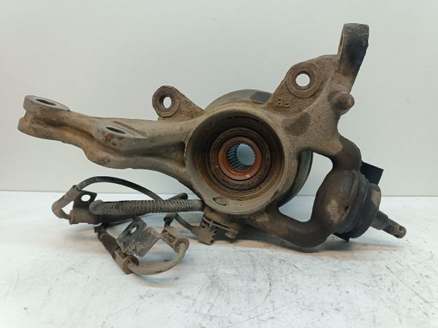 bontott HYUNDAI I30 Jobb első Csonkállvány Kerékaggyal