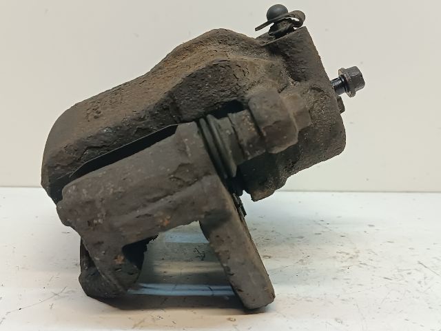 bontott HYUNDAI I30 Jobb első Féknyereg Munkahengerrel