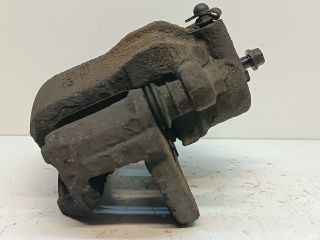 bontott HYUNDAI I30 Jobb első Féknyereg Munkahengerrel