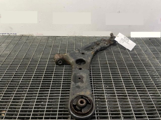 bontott HYUNDAI I30 Jobb első Lengőkar