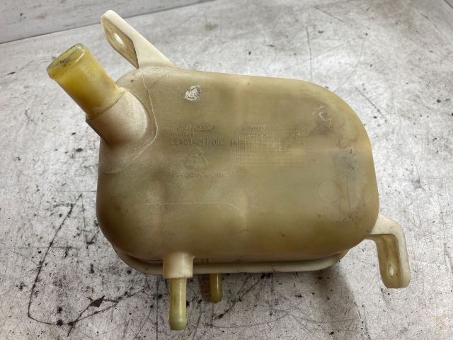 bontott HYUNDAI I30 Kiegyenlítő Tartály