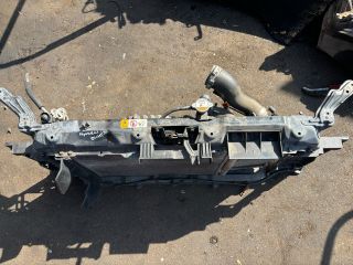 bontott HYUNDAI I30 Komplett Homlokfal (Részeivel)