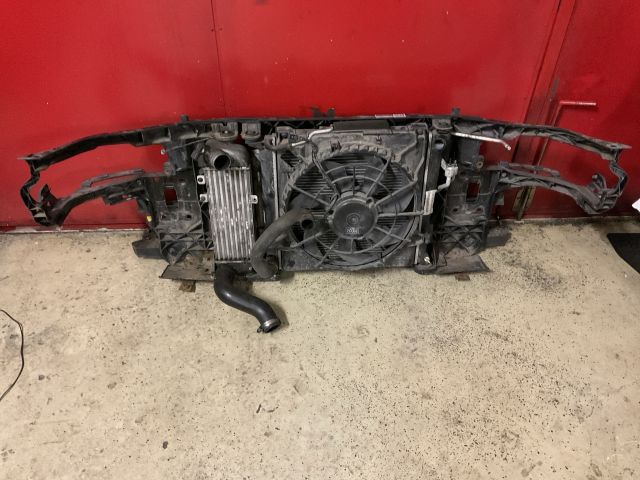 bontott HYUNDAI I30 Komplett Homlokfal (Részeivel)