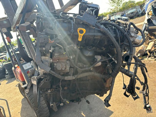 bontott HYUNDAI I30 Komplett Motor (Segédberendezésekkel)