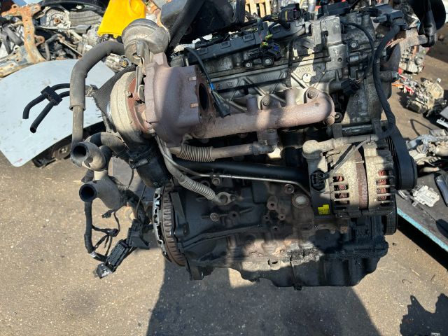 bontott HYUNDAI I30 Komplett Motor (Segédberendezésekkel)