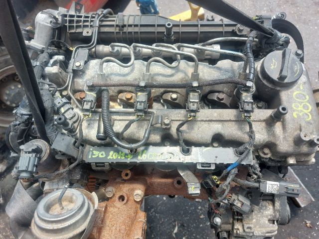 bontott HYUNDAI I30 Komplett Motor (Segédberendezésekkel)
