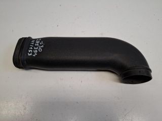 bontott HYUNDAI I30 Légbeömlő Cső