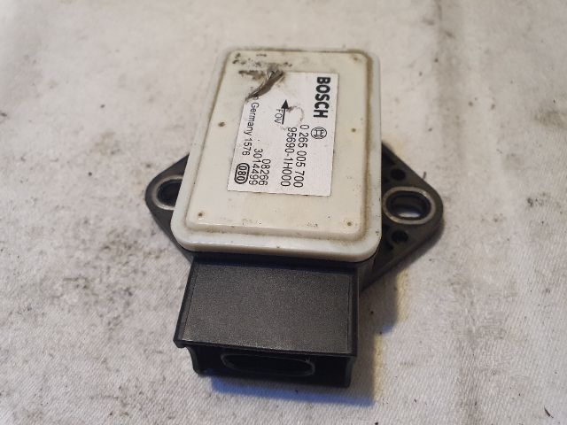 bontott HYUNDAI I30 Menetstabilizátor Elektronika