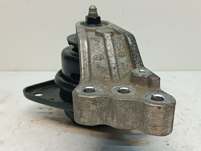 bontott HYUNDAI I30 Motor Tartó Bak Jobb