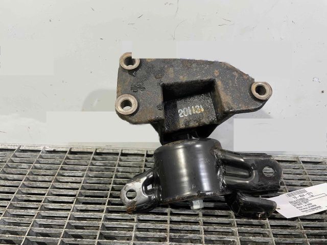 bontott HYUNDAI I30 Motor Tartó Bak (Pozíciófüggetlen)