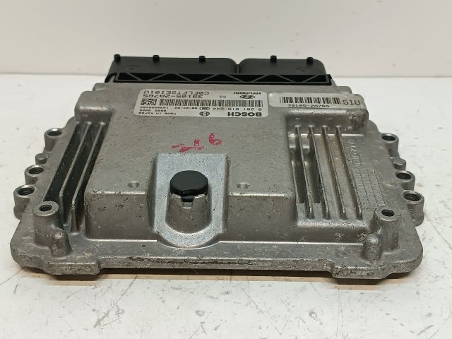 bontott HYUNDAI I30 Motorvezérlő