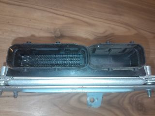 bontott HYUNDAI I30 Motorvezérlő