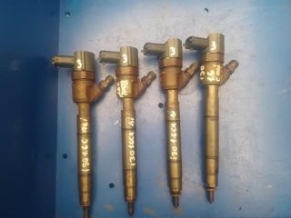 bontott HYUNDAI I30 Porlasztó Sor / Híd