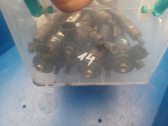 bontott HYUNDAI I30 Porlasztó Sor / Híd