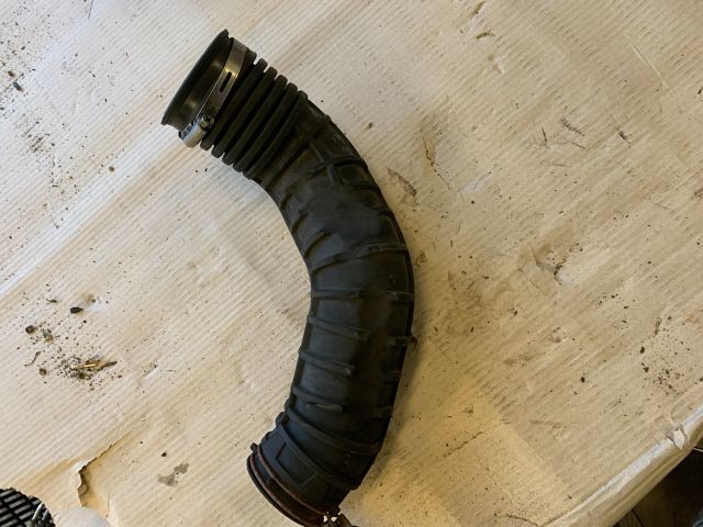 bontott HYUNDAI I30 Turbócső