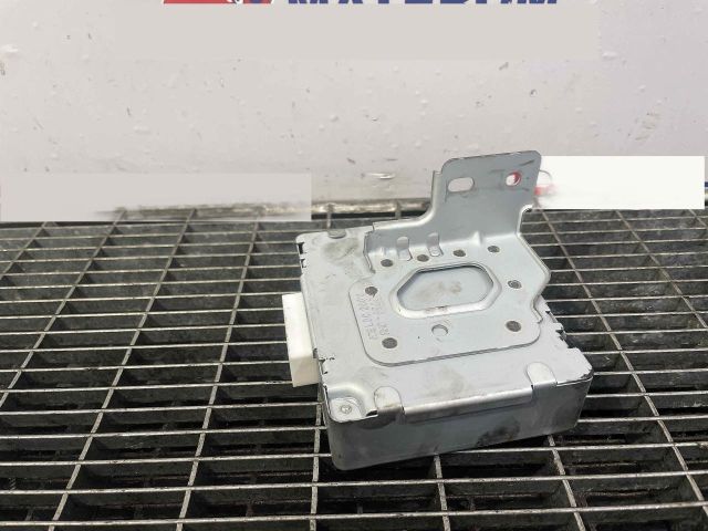 bontott HYUNDAI I30 Üzemanyag Szivattyú Relé