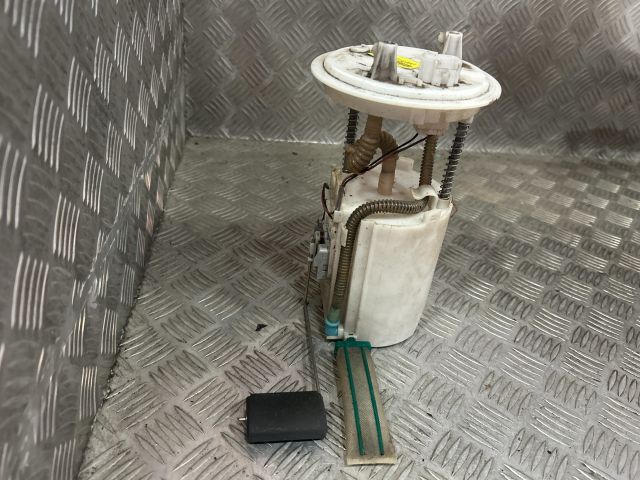 bontott HYUNDAI I30 Üzemanyagszint Jeladó