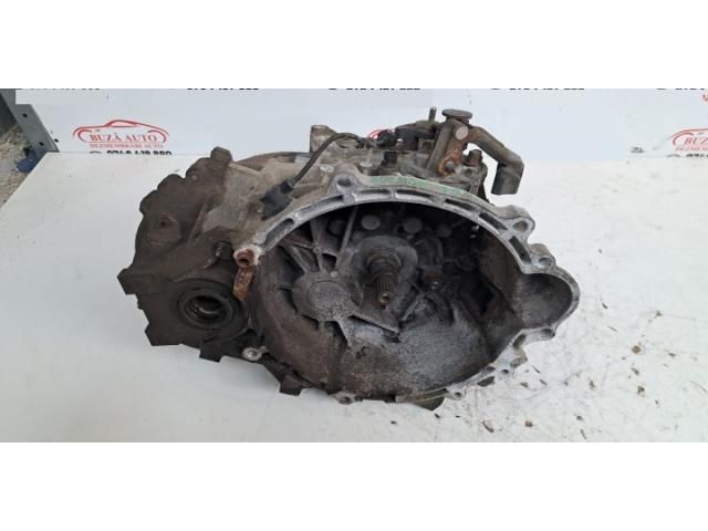 bontott HYUNDAI I30 Váltó (Mechanikus)