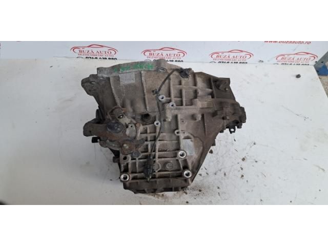 bontott HYUNDAI I30 Váltó (Mechanikus)