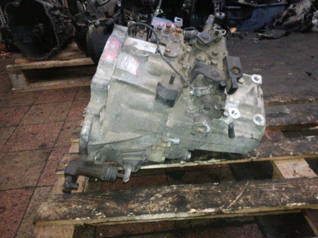 bontott HYUNDAI I30 Váltó (Mechanikus)